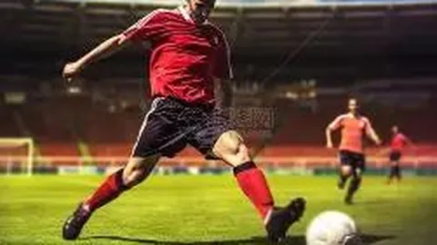 曼联瞄准戈麦斯，狼队放行即成曼联关键替补良机